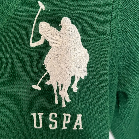 Authentic Goods U S Polo Sweater. #1402 - Picture 5 of 6